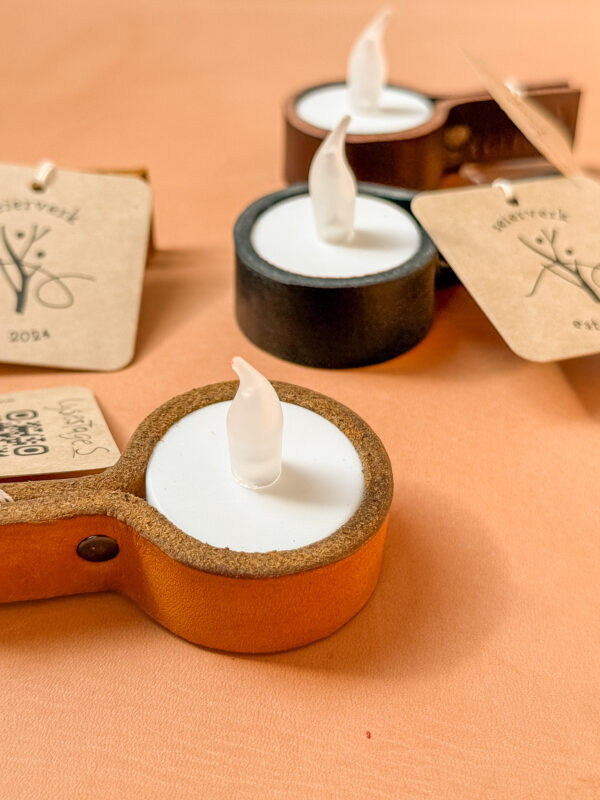 IMG_2229 Lysestage i læder