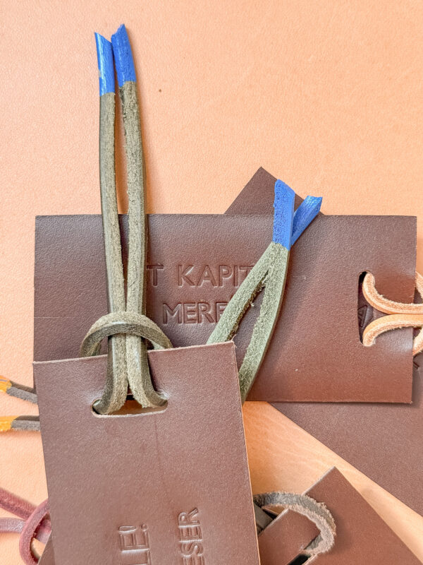 IMG_2241 Læder bogmærke